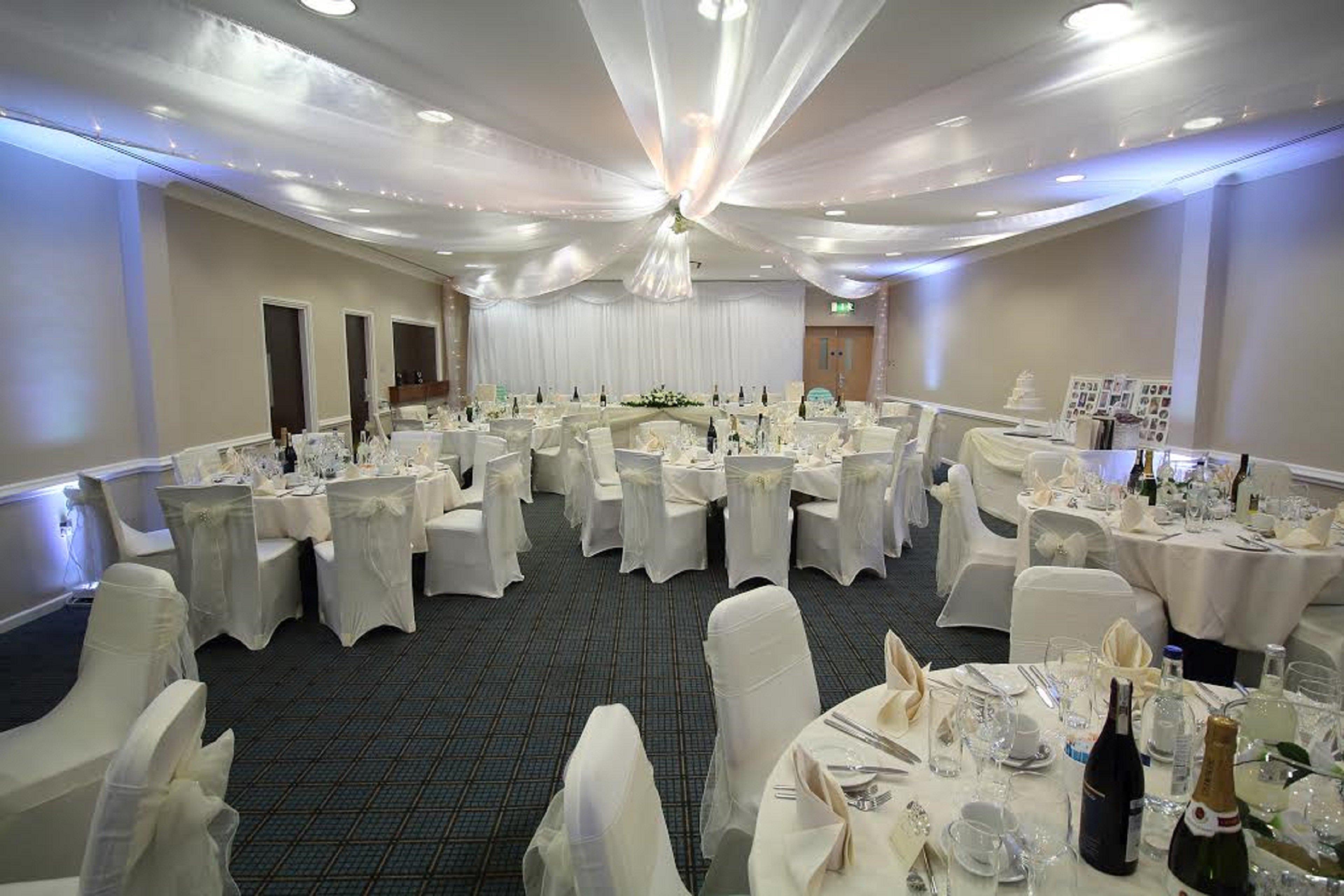 Holiday Inn Ipswich By Ihg מראה חיצוני תמונה