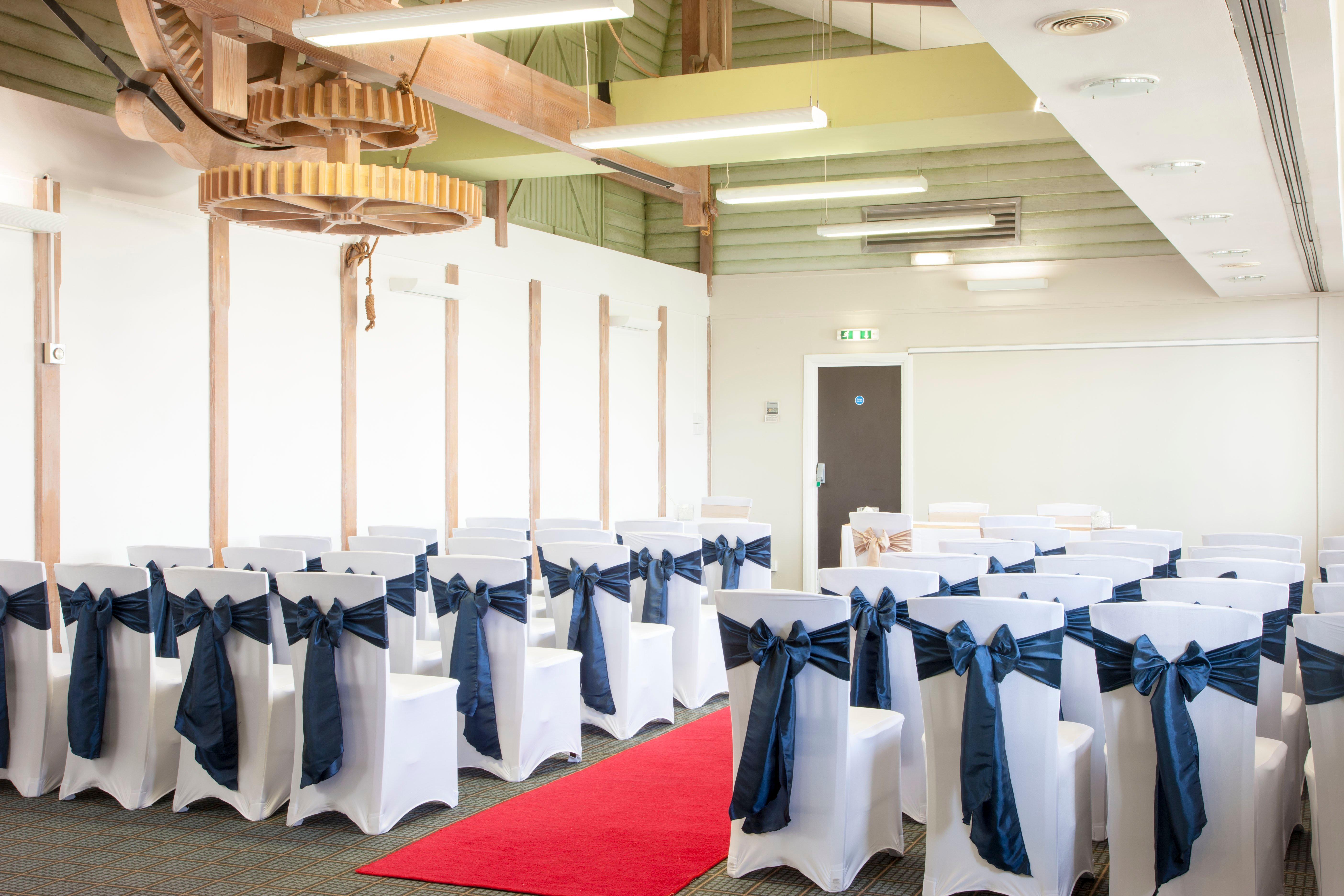 Holiday Inn Ipswich By Ihg מראה חיצוני תמונה